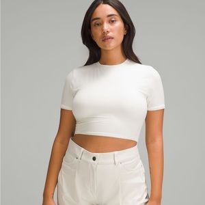 Lululemon Wundermost crewneck cropped t-shirt
